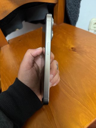 iPhone 15 Pro Max Gris