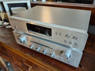 Amplificador Marantz PM 7001