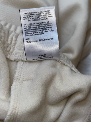 Pantalón chándal Puma beige