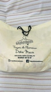 Traje de Flamenca lunares rojo talla 42,