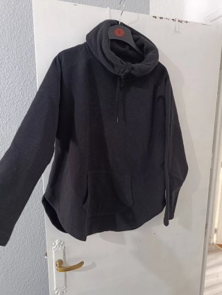 Sudadera Negra Talla S-M