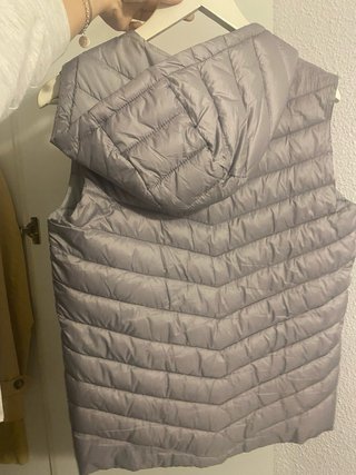 Chaleco acolchado gris
