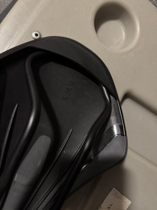 Sillín Fizik Argo Negro Carbono