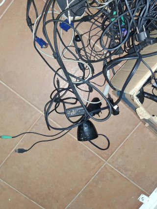 Lote Cables y Adaptadores Informática