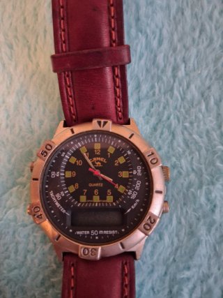 Reloj Camel trophy