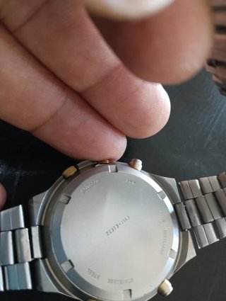 Due orologi Bulova e Citizen in vendita