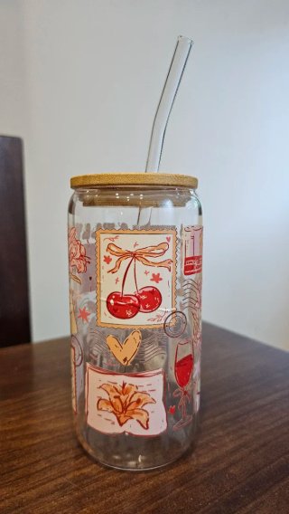 Vaso de vidrio con tapa de bambú