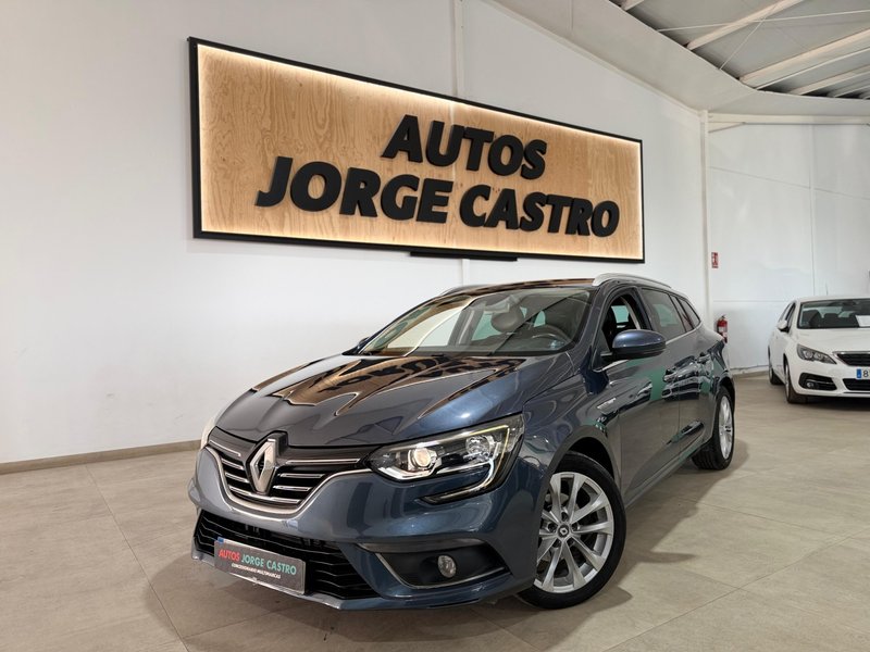 Renault Mégane 2017, foto 2