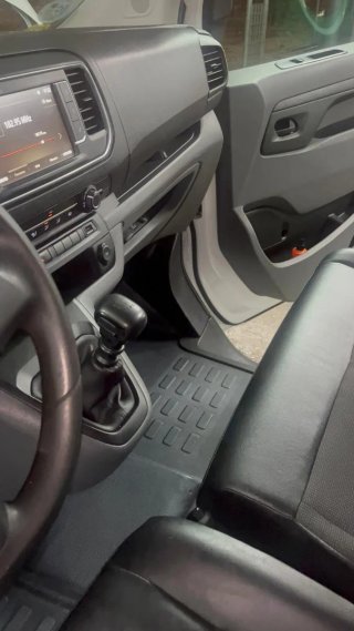 LAVADO DE COCHES A DOMICILIO PULIDO DE FAROS OZONO