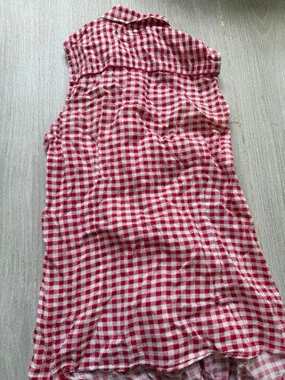 Camisa cuadros roja y blanca sin mangas