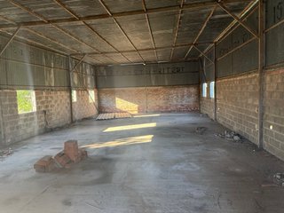 Nave agricola diafana con terreno y bien acceso
