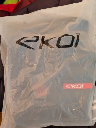 Chaqueta Softshell Ekoi  Talla M A estrenar
