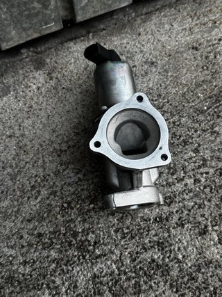 Valvula egr Referencia OEM: 28410-27410.