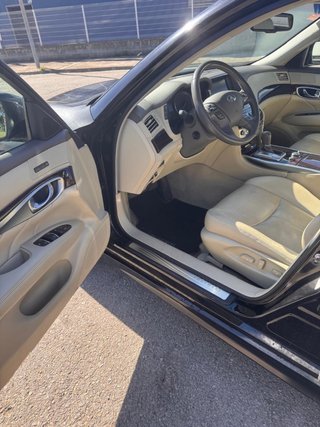 Infiniti M37 2012