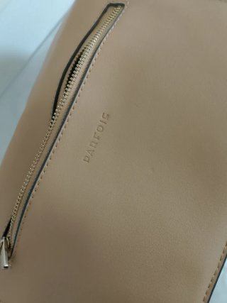 Bolso Parfois bordado loro