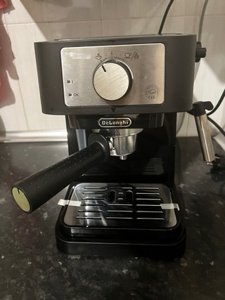 Cafetera DeLonghi Negra