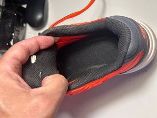 Zapatillas Padel Artengo Naranja y Negro