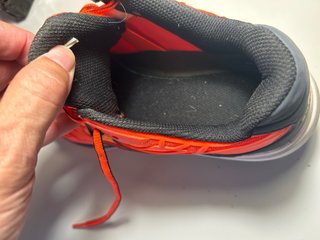 Zapatillas Padel Artengo Naranja y Negro