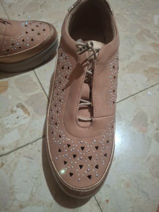 Zapatos HURLUN dorados y rosas con pedrería