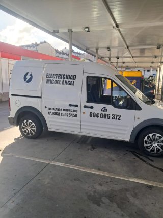 Ford Transit Connect 2012