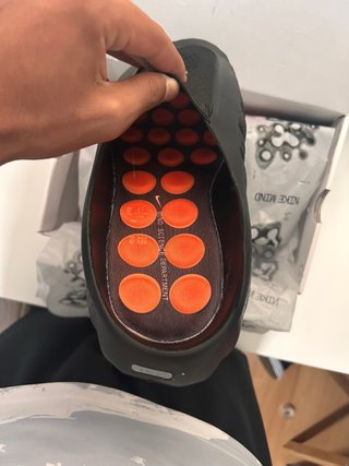 Nike Mind 001