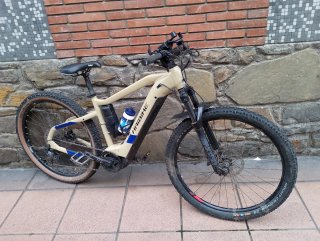 Bicicleta eléctrica Haibike HardNine7.