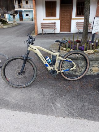 Bicicleta eléctrica Haibike HardNine7.