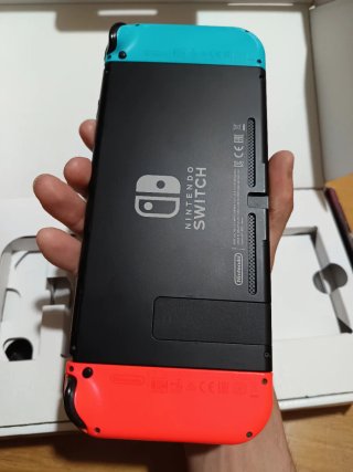 Nintendo Switch V2 Azul/Rojo Como Nueva