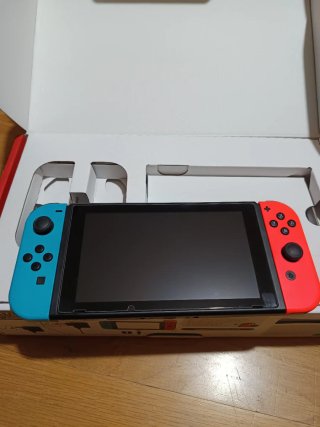Nintendo Switch V2 Azul/Rojo Como Nueva