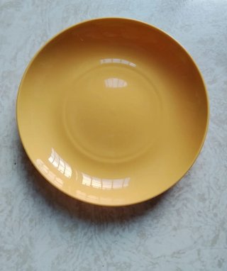 Set de boles, platos y vasos de plástico