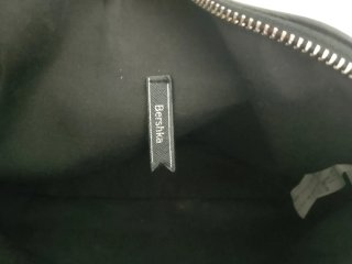Bolso Bershka cuadros verde y azul
