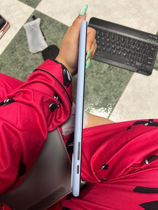 Tablet con Teclado y Ratón