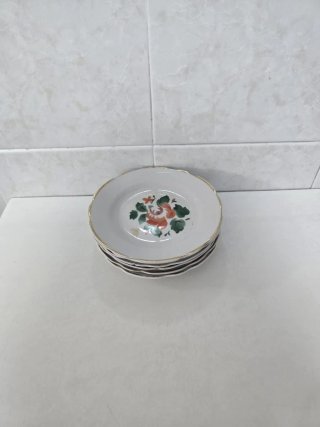 6 Piatti da Dessert in Ceramica. 2 Disegni Floreali