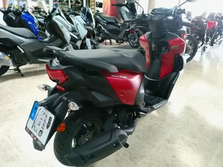 Yamaha RAYzr 125 scooter