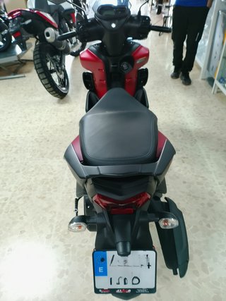 Yamaha RAYzr 125 scooter