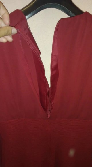 Mono de fiesta rojo