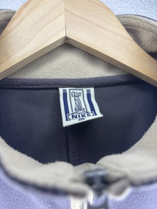 Chaqueta Nike Vintage Y2K Beige y Negra