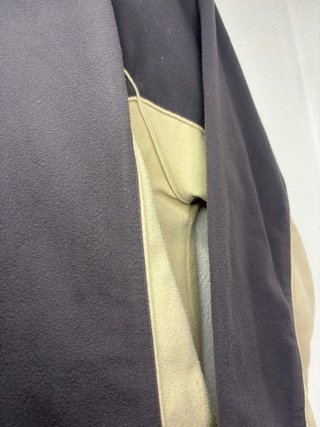 Chaqueta Nike Vintage Y2K Beige y Negra