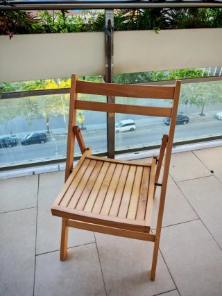 Silla de madera plegable
