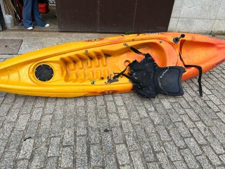 Kayak TANGO naranja y amarillo