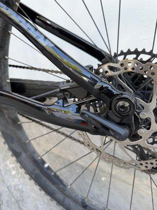 Bicicleta Montaña Doble Suspensión cuadro carbono