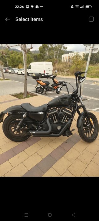 Harley Davidson Sportster Iron 883 Negro mate