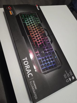 Nuova tastiera da gioco RGB Trust Torac