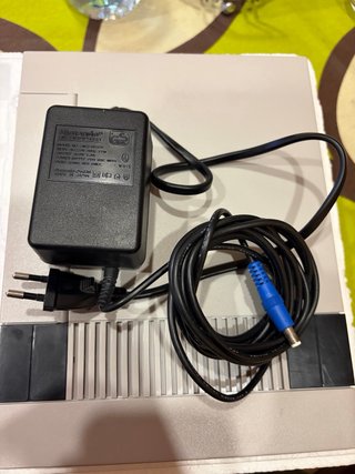Nintendo Entertainment System 1986 con caja