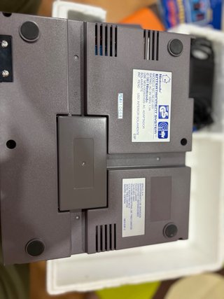 Nintendo Entertainment System 1986 con caja