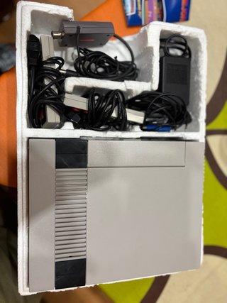 Nintendo Entertainment System 1986 con caja