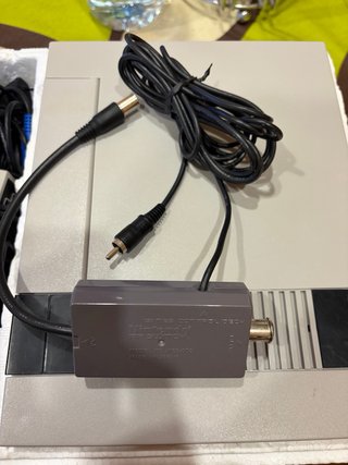 Nintendo Entertainment System 1986 con caja
