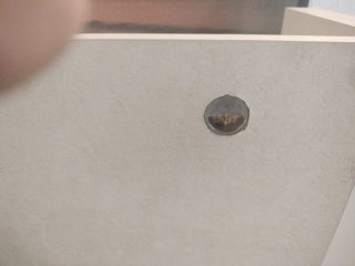 Estantería de pared beige madera