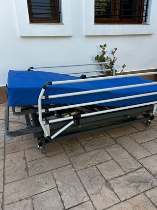 Cama articulada eléctrica sin cabecero ni piecero