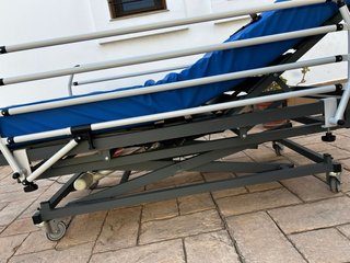 Cama articulada eléctrica sin cabecero ni piecero